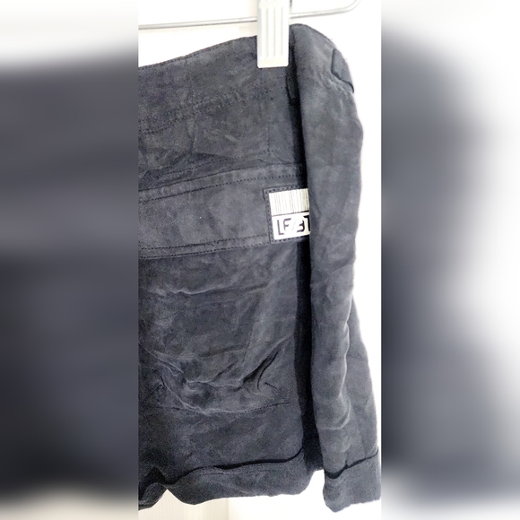 NWT SHORTS SIZE SMALL black - Picture 3 of 8